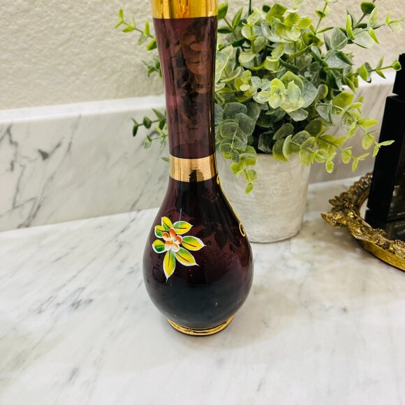 💰3/$15💰VTG  Hand painted amethyst floral bud vase bright gold - Picture 8 of 15